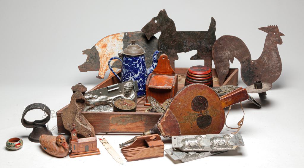 GROUP OF ASSORTED ITEMS INCLUDING SIEVE. (1 of 5)