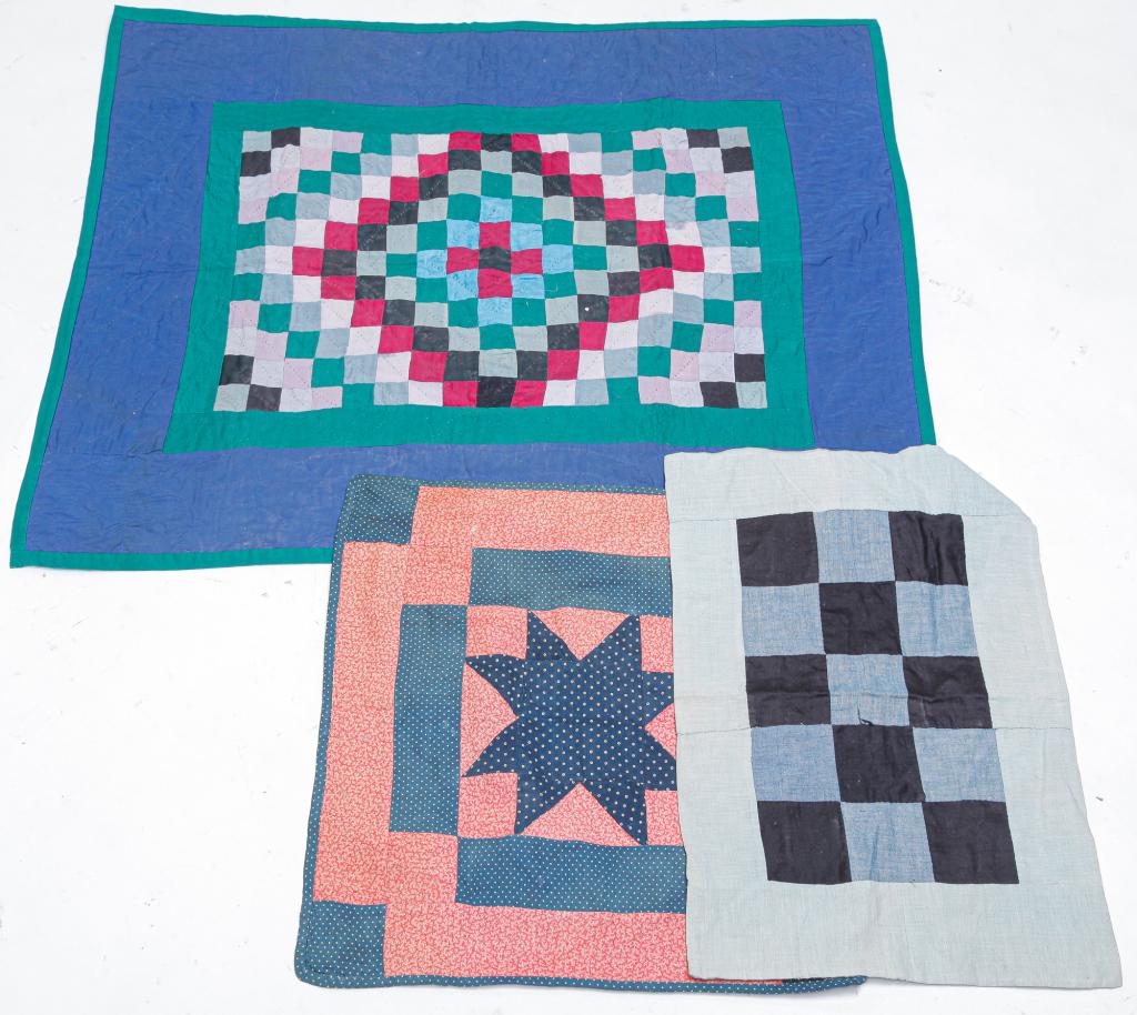 THREE DOLL BED QUILTS. (1 of 5)