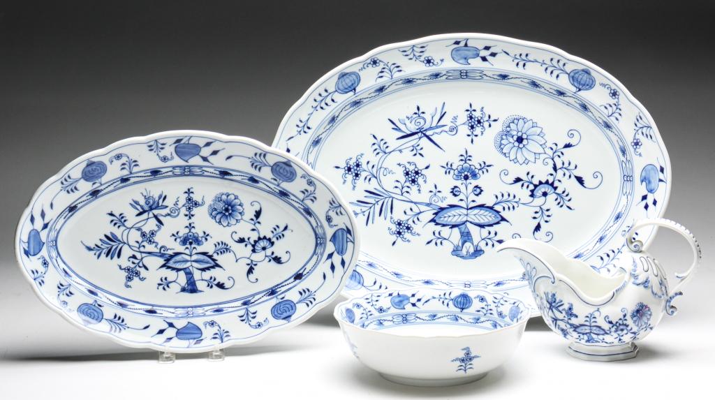 FOUR GERMAN MEISSEN PIECES. (1 of 6)