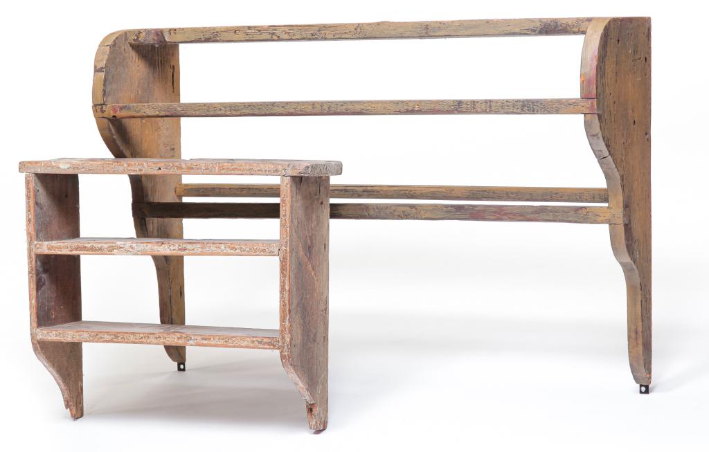 TWO AMERICAN HANGING SHELVES. (1 of 4)