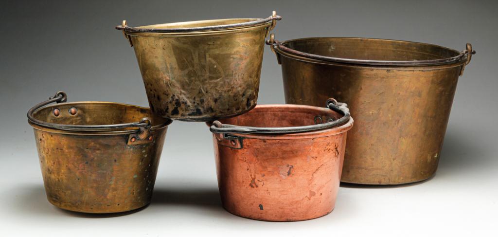 FOUR AMERICAN BRASS AND COPPER KETTLES. (1 of 7)