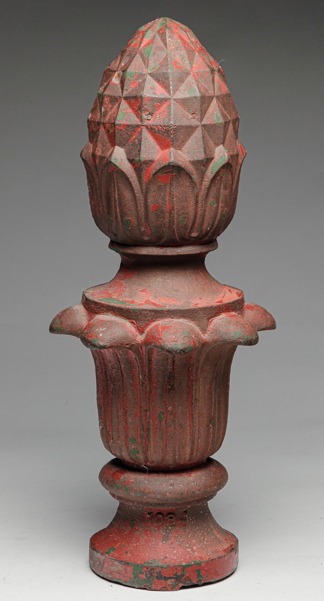 AMERICAN CAST IRON PINEAPPLE FINIAL. (1 of 4)