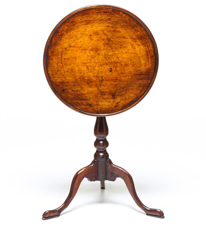 AMERICAN TILT-TOP CANDLE STAND. (1 of 5)