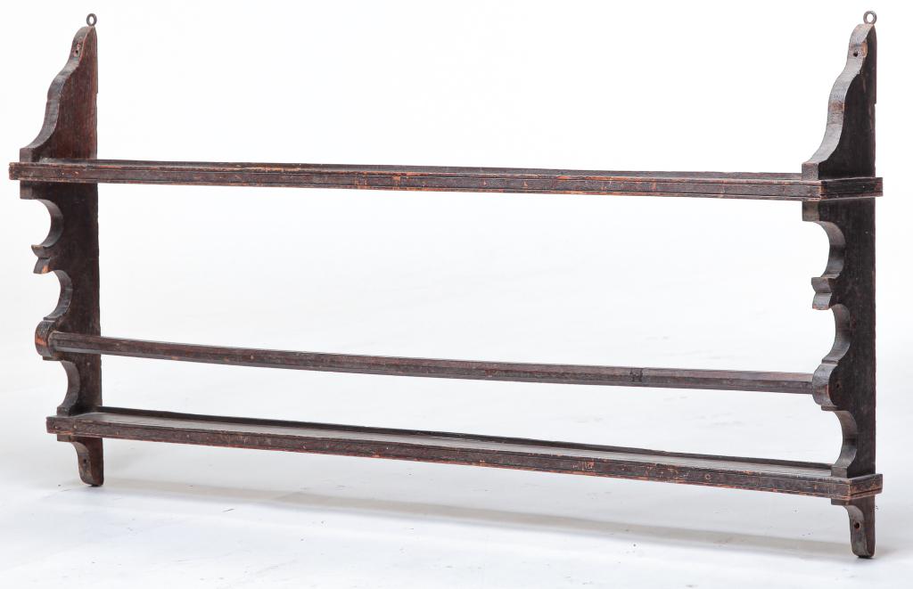 EUROPEAN HANGING PLATE RACK. (1 of 4)