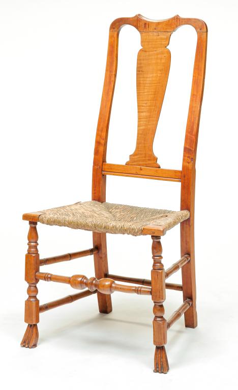 AMERICAN QUEEN ANNE SIDE CHAIR. (1 of 4)