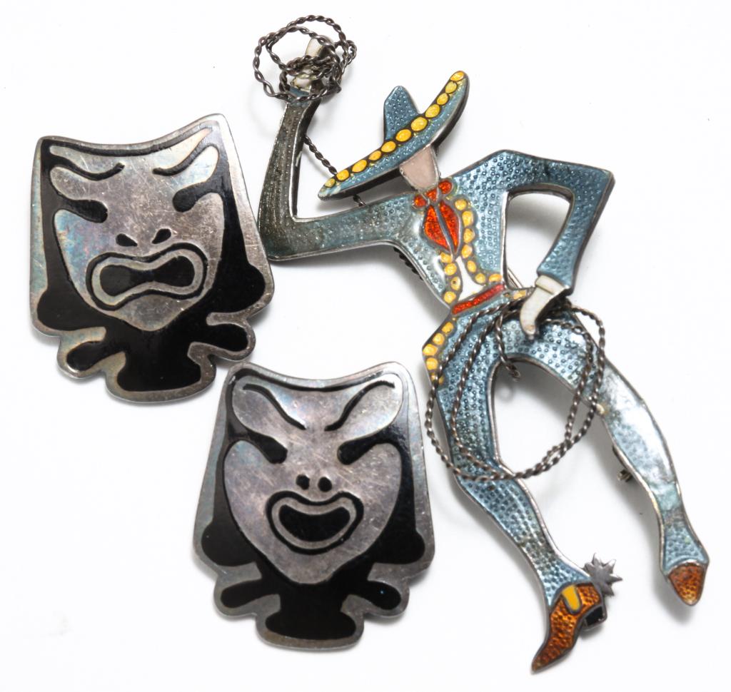 MARGOT DE TAXCO ENAMEL PINS. (1 of 3)