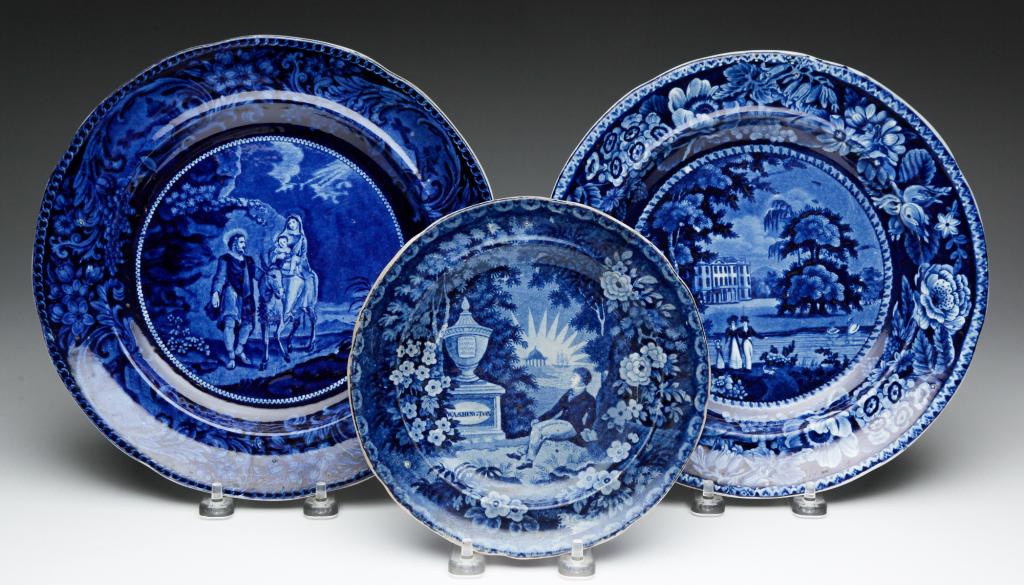 THREE ENGLISH HISTORICAL BLUE PLATES. (1 of 7)