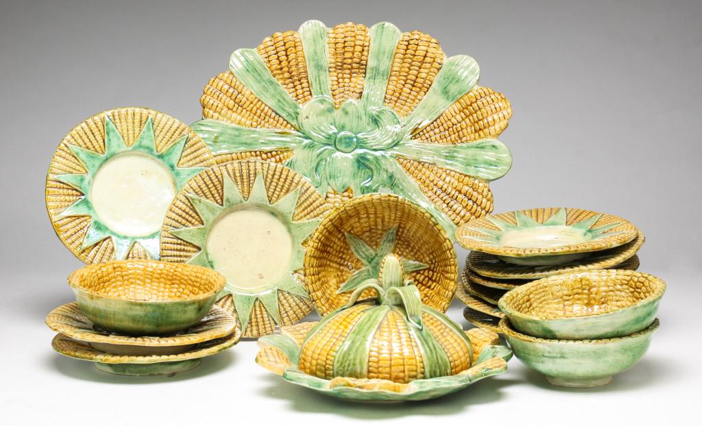 SIXTEEN PORTUGESE MAJOLICA CORN PATTERN DISHES. (1 of 8)