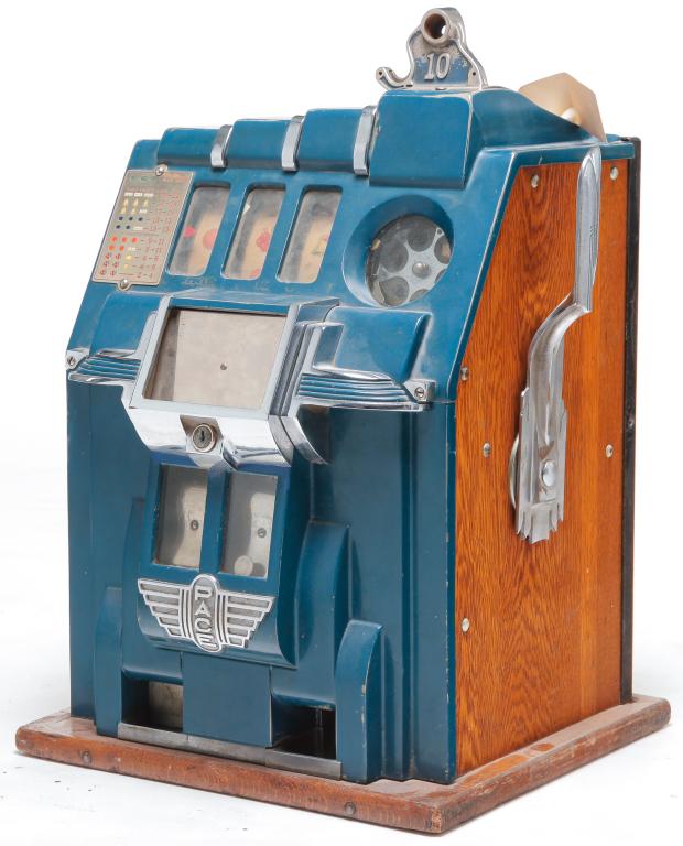 AMERICAN PACE TEN CENT SLOT MACHINE. (1 of 4)