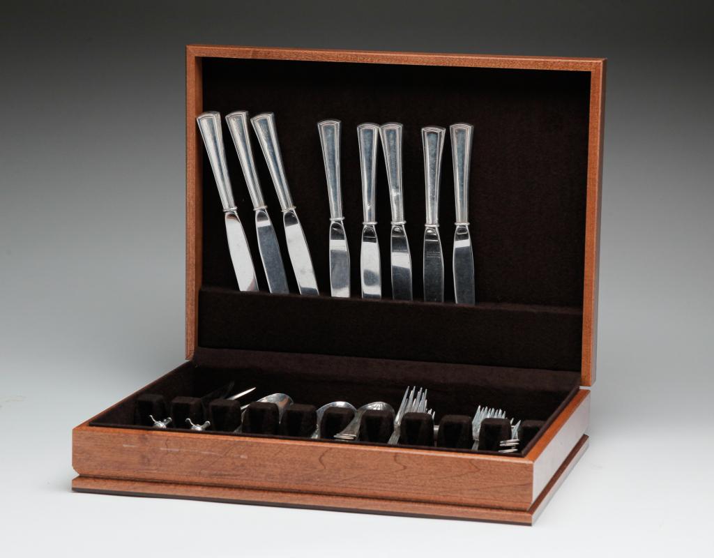 DOMINICK & HAFF "VIRGINIA" STERLING FLATWARE. (1 of 5)