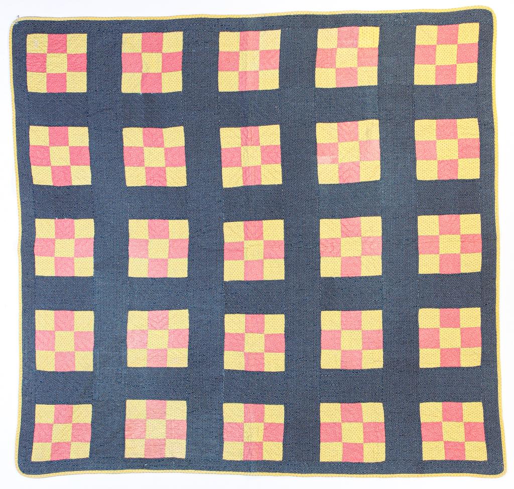 AMERICAN PIECEWORK QUILT. (1 of 2)