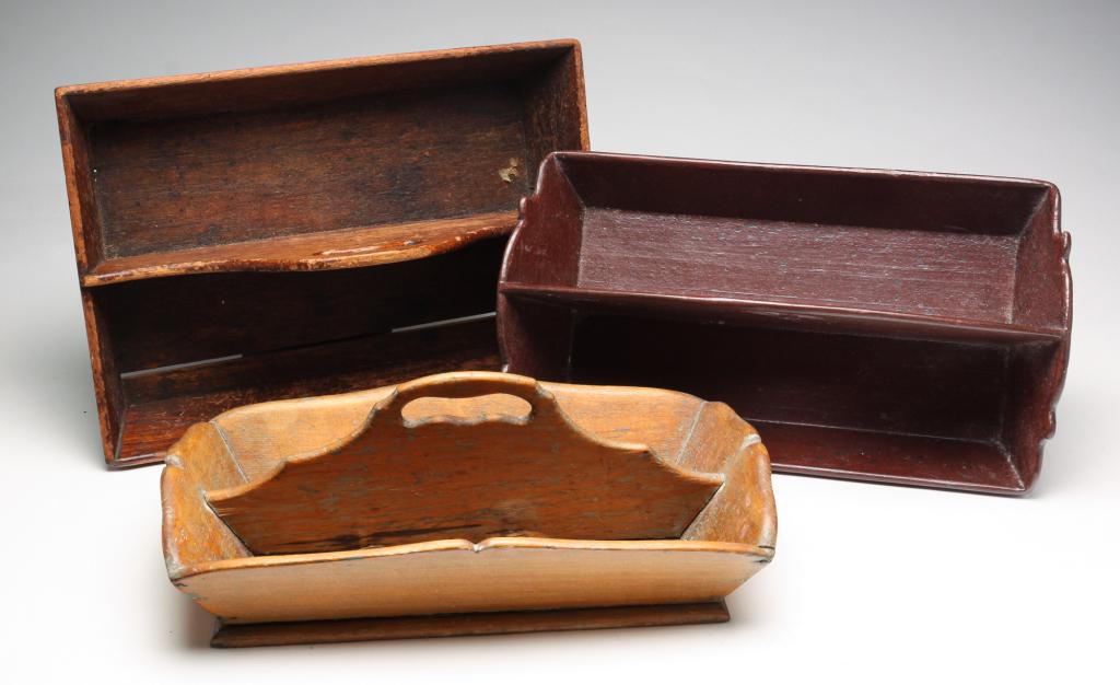 THREE AMERICAN CUTLERY TRAYS. (1 of 4)