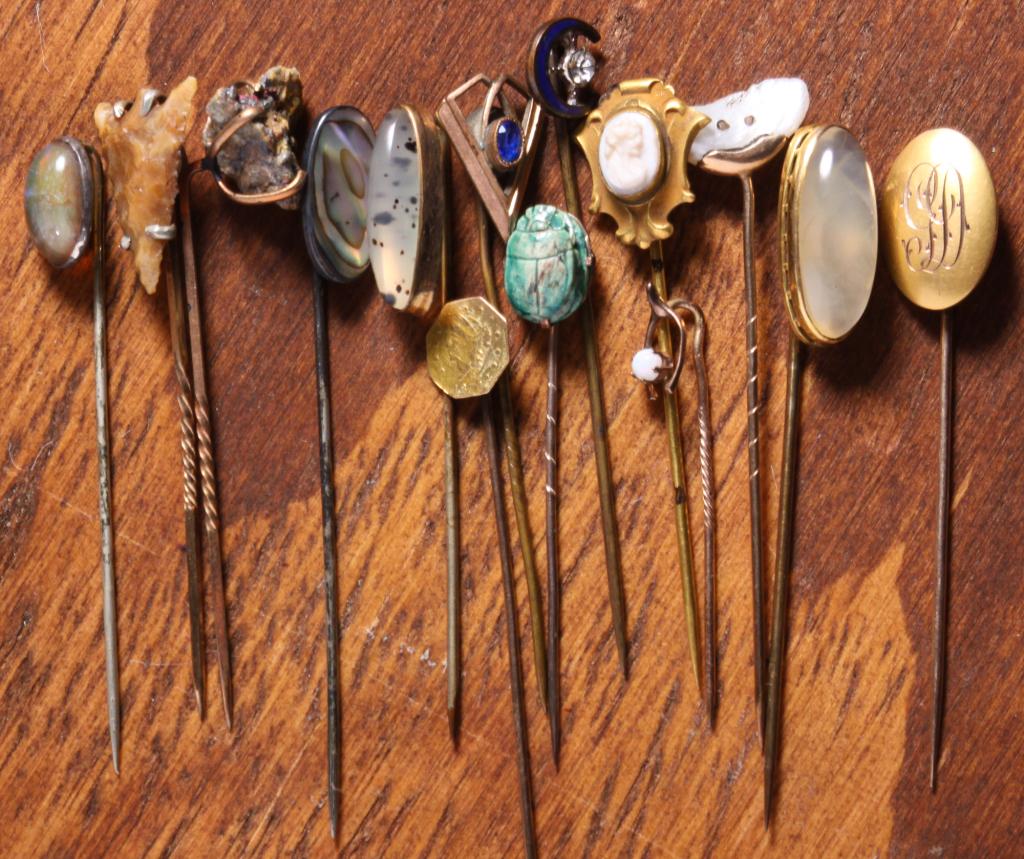 GROUP OF ANTIQUE STICK PINS. (1 of 3)