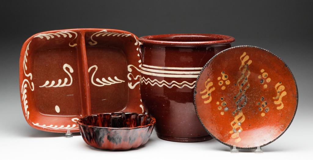 FOUR PIECES OF AMERICAN REDWARE. (1 of 7)