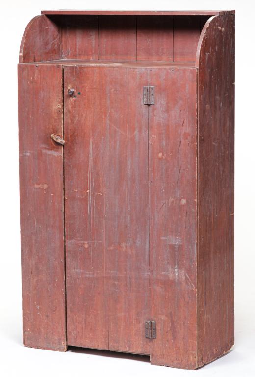 AMERICAN COUNTRY PAINTED CABINET. (1 of 6)