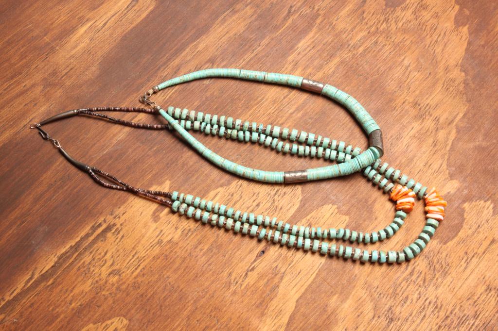 TWO NATIVE AMERICAN TURQUOISE BEADED NECKLACES. (1 of 4)