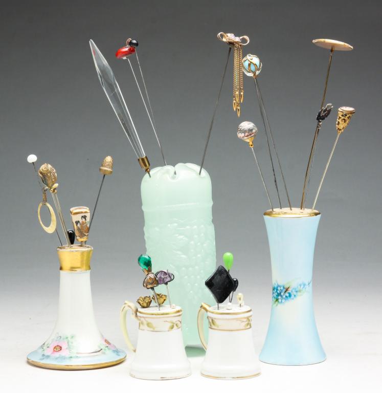 GROUP OF HAT PINS AND STICK PINS WITH HOLDERS. (1 of 7)