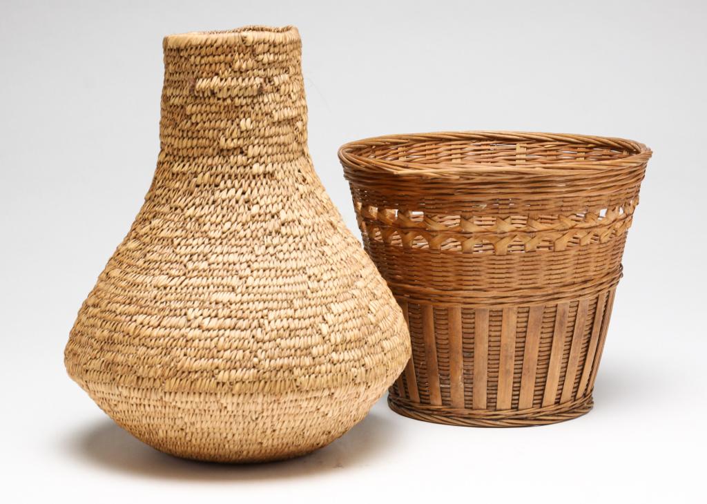 TWO AMERICAN BASKETS. (1 of 2)