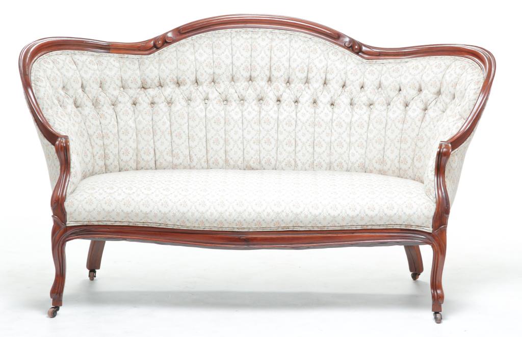AMERICAN VICTORIAN SOFA. (1 of 3)