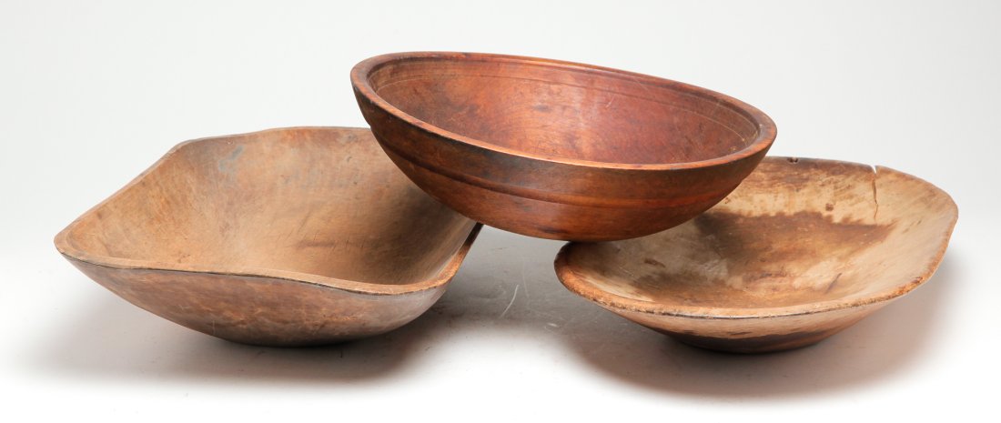 THREE AMERICAN WOODEN BOWLS. (1 of 5)