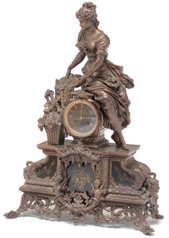 EUROPEAN FIGURAL CLOCK. (1 of 7)