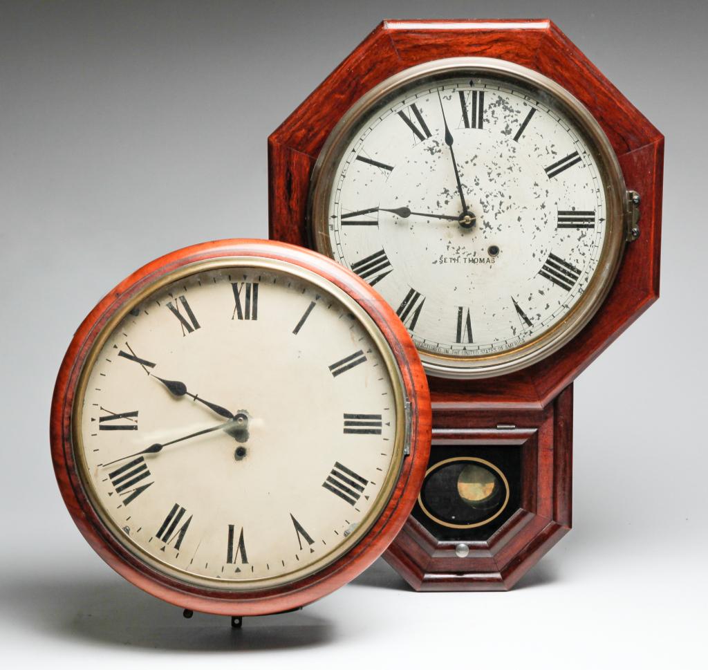 TWO AMERICAN WALL CLOCKS. (1 of 6)