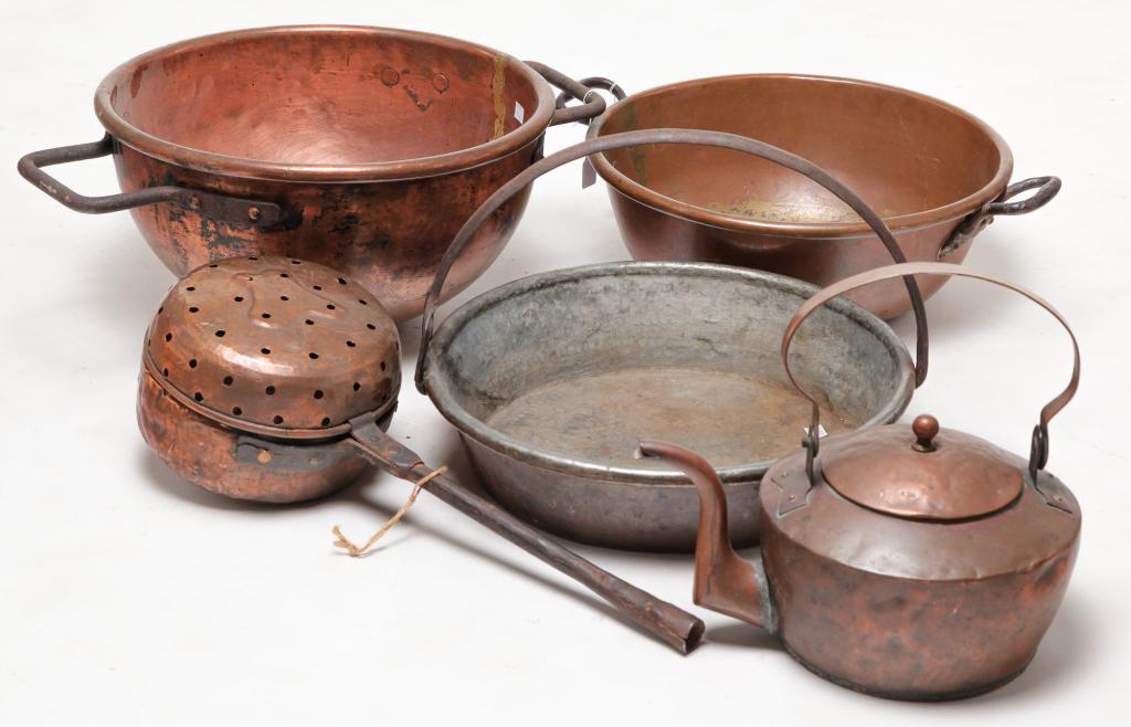 GROUP OF ASSORTED COPPER WARES. (1 of 7)
