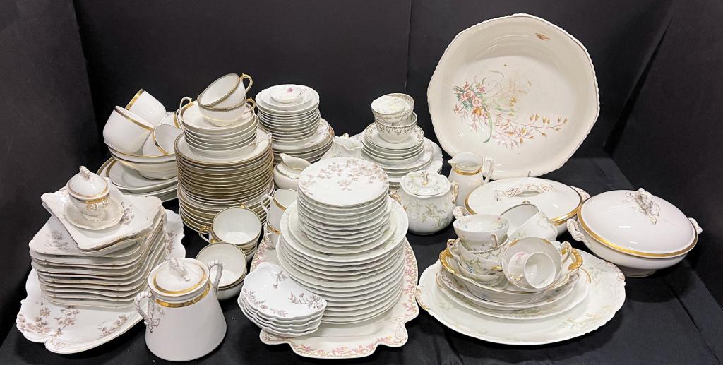 SELECTION OF FRENCH HAVILAND CHINA. (1 of 10)