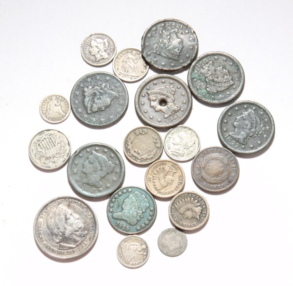 GROUP OF EARLY AMERICAN COINS INCLUDING HALF CENT. (1 of 2)