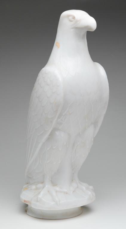 AMERICAN WHITE EAGLE GASOLINE PUMP GLOBE. (1 of 5)