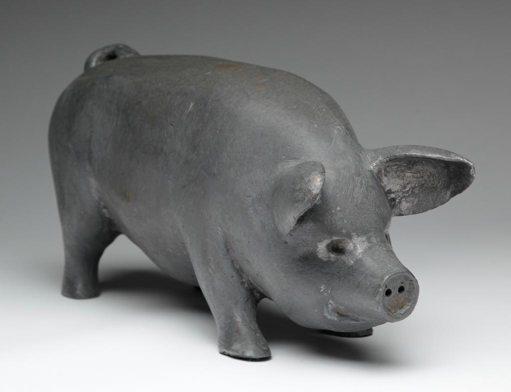 AMERICAN CAST IRON PIG.: Late 20th century. Nicely detailed, unpainted. 7"h. 15"l.
