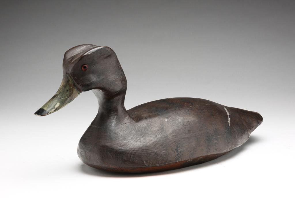 FOLKSY AMERICAN DECOY. (1 of 4)