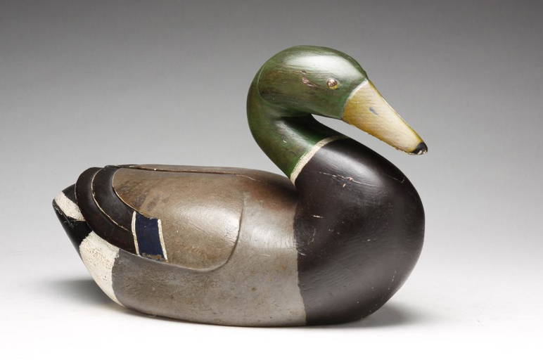 AMERICAN MALLARD DECOY. (0039) on May 21, 2022 Garth's Auction Inc