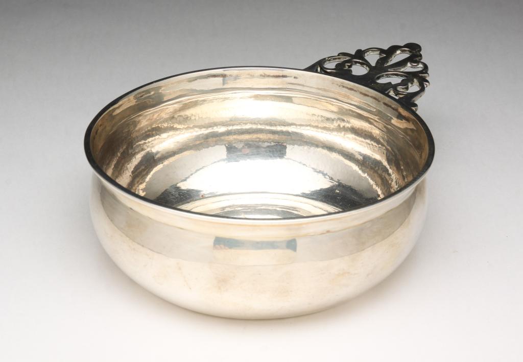 NEW YORK COIN SILVER PORRINGER. (1 of 3)