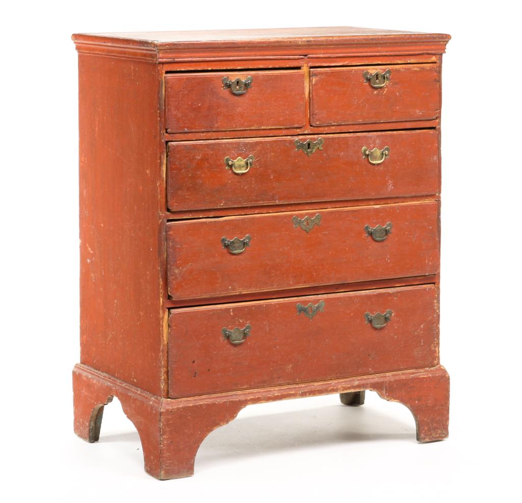 AMERICAN COUNTRY CHIPPENDALE CHEST. (1 of 7)