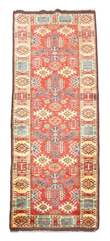 PAKISTAN KAZAK RUNNER. (1 of 2)