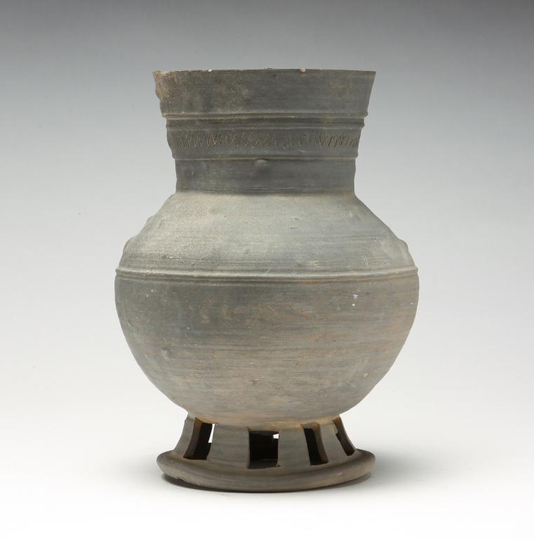 KOREAN SILLA PEDESTAL VESSEL. (1 of 4)