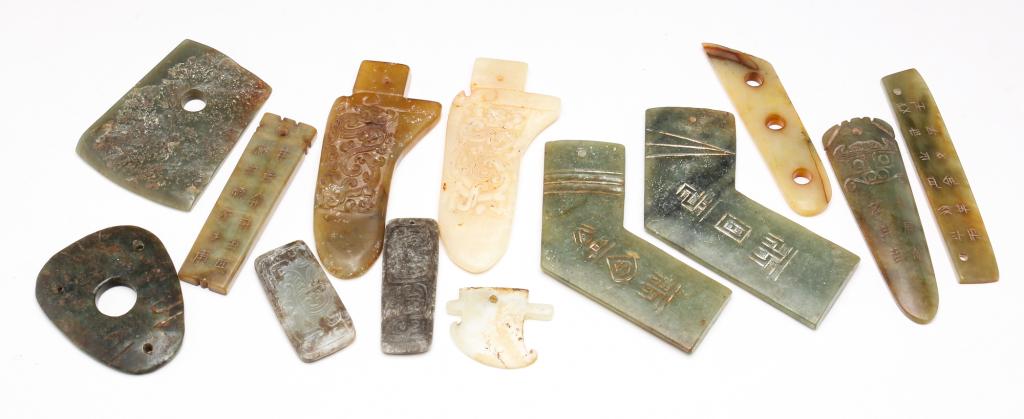 THIRTEEN CHINESE CARVED STONE BLADES. (1 of 5)