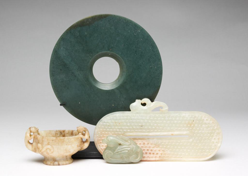 FOUR CHINESE STONE CARVINGS. (1 of 5)