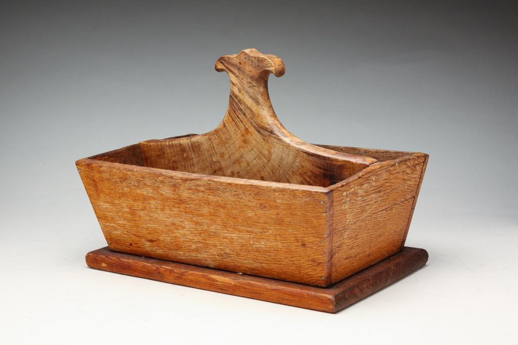 AMERICAN CUTLERY BOX. (1 of 4)