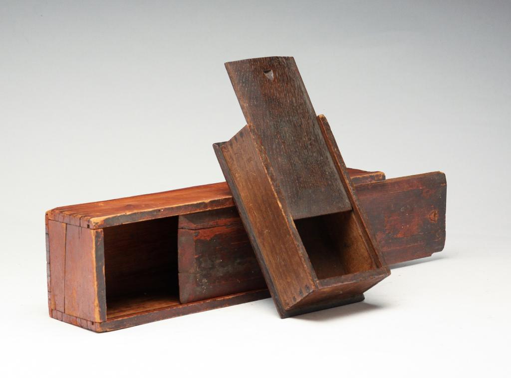 TWO AMERICAN SLIDE LID BOXES. (1 of 3)