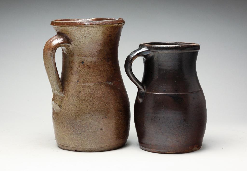 TWO AMERICAN STONEWARE PITCHERS. (1 of 5)
