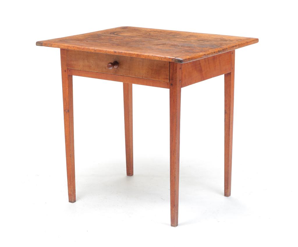 AMERICAN HEPPLEWHITE WORK TABLE. (1 of 4)