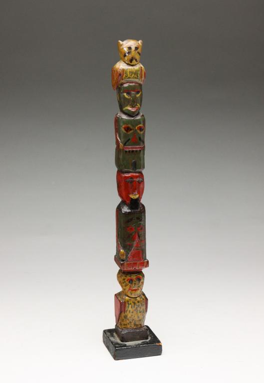FOLKSY TOTEM POLE. (1 of 8)
