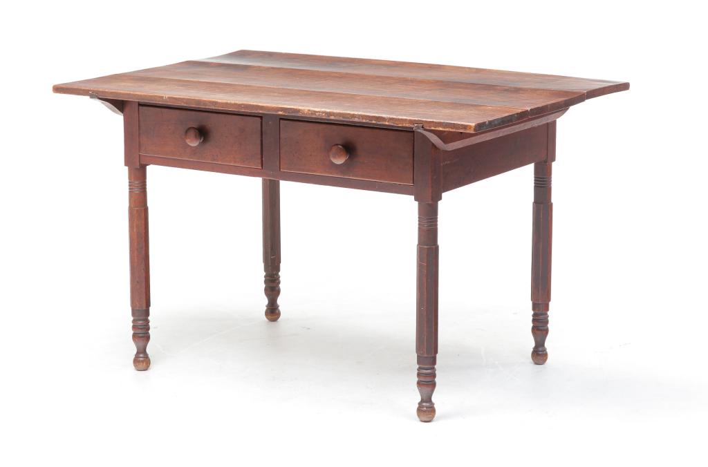 AMERICAN PIN TOP TABLE. (1 of 7)