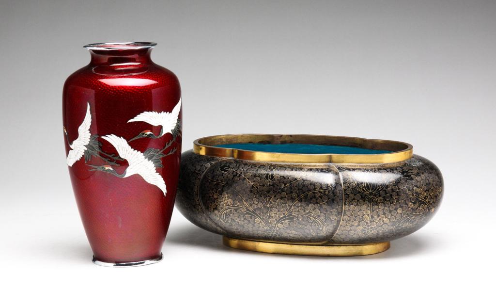 TWO ASIAN PIECES OF CLOISONNE. (1 of 5)