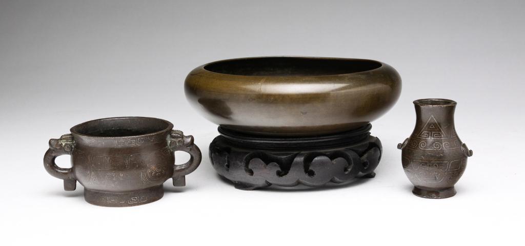 THREE ASIAN BRONZE VESSELS. (1 of 8)