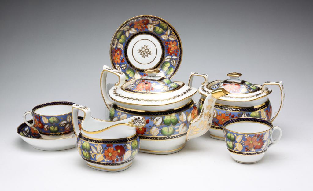 ENGLISH NEW HALL CHINA TEA SET. (1 of 9)