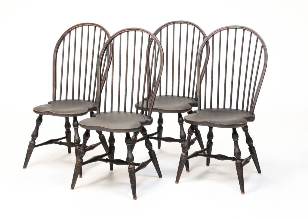 FOUR WINDSOR STYLE CHAIRS BY DAVID T. SMITH. (1 of 5)
