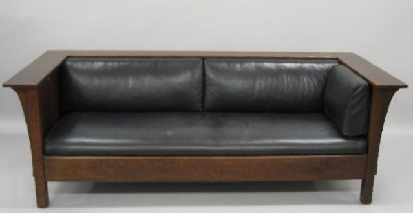 CONTEMPORARY "STICKLEY" PRAIRIE SETTLE. Oak in a - 7